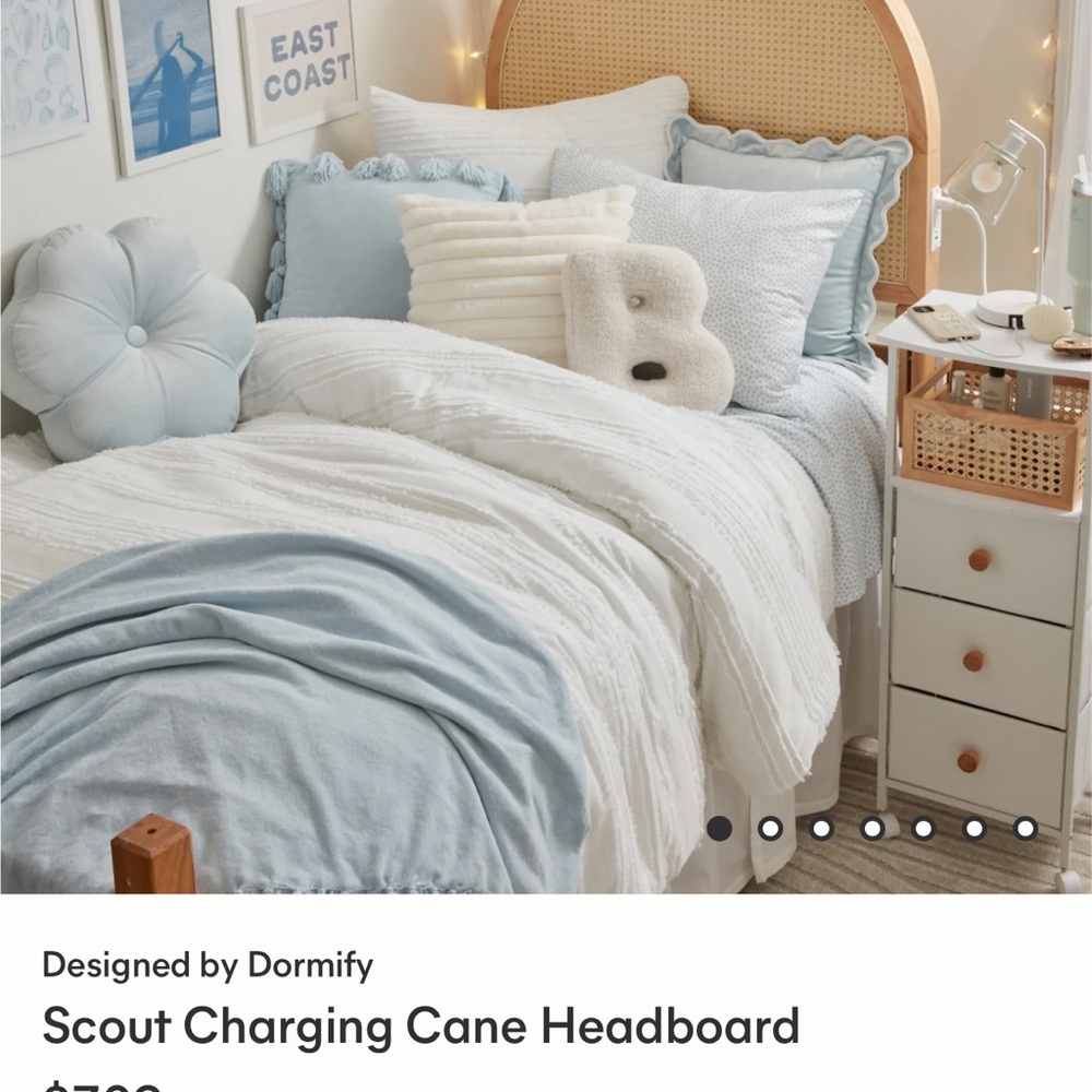 Coastal Blue and White Accent Decor